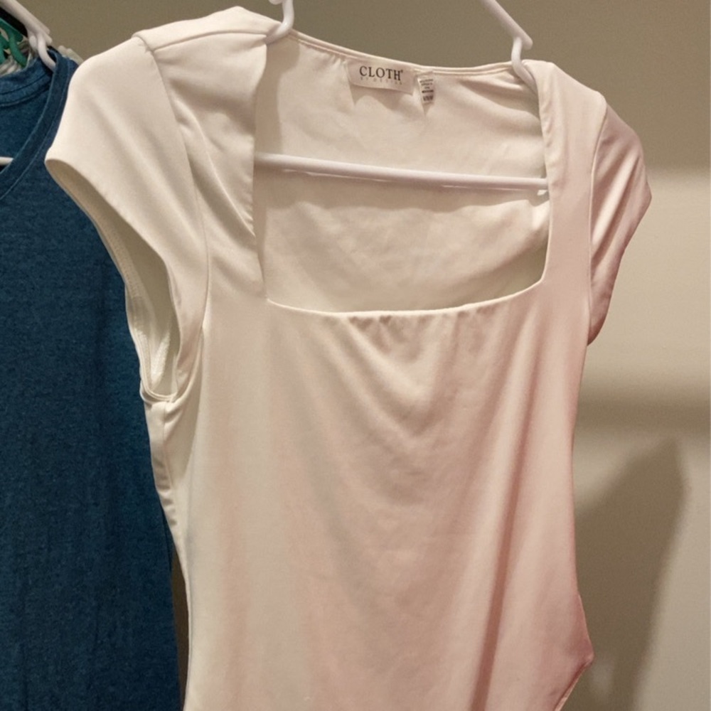 White square neck bodysuit shirt